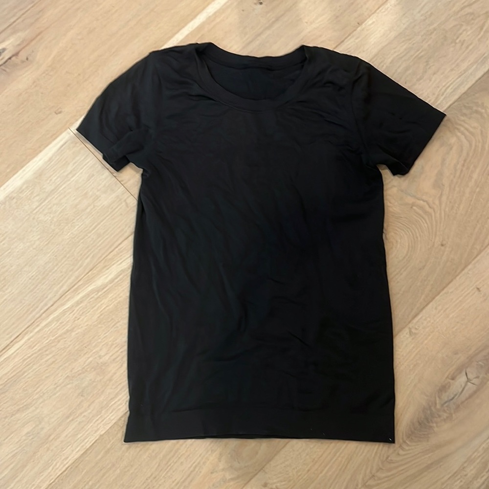Lululemon Swiftly Tech